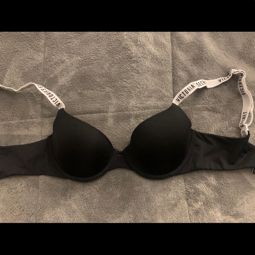 victoria secret bra!